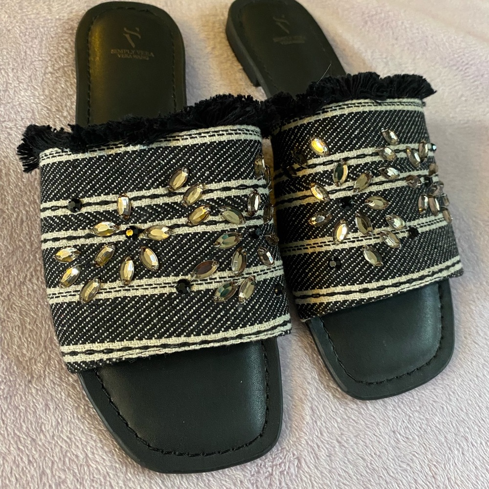 Vera Wang Woven Fringe Sandals